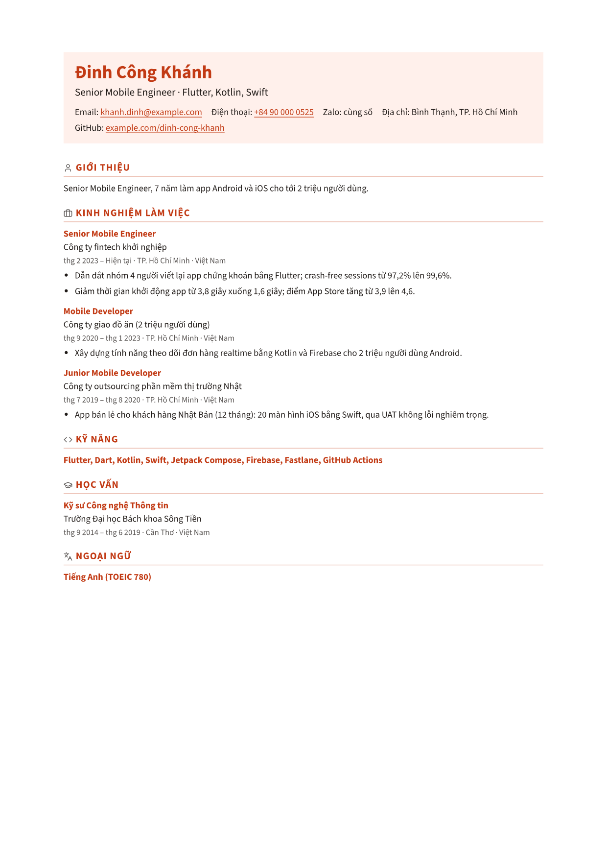 Trang 1 của CV mẫu Creative Accent